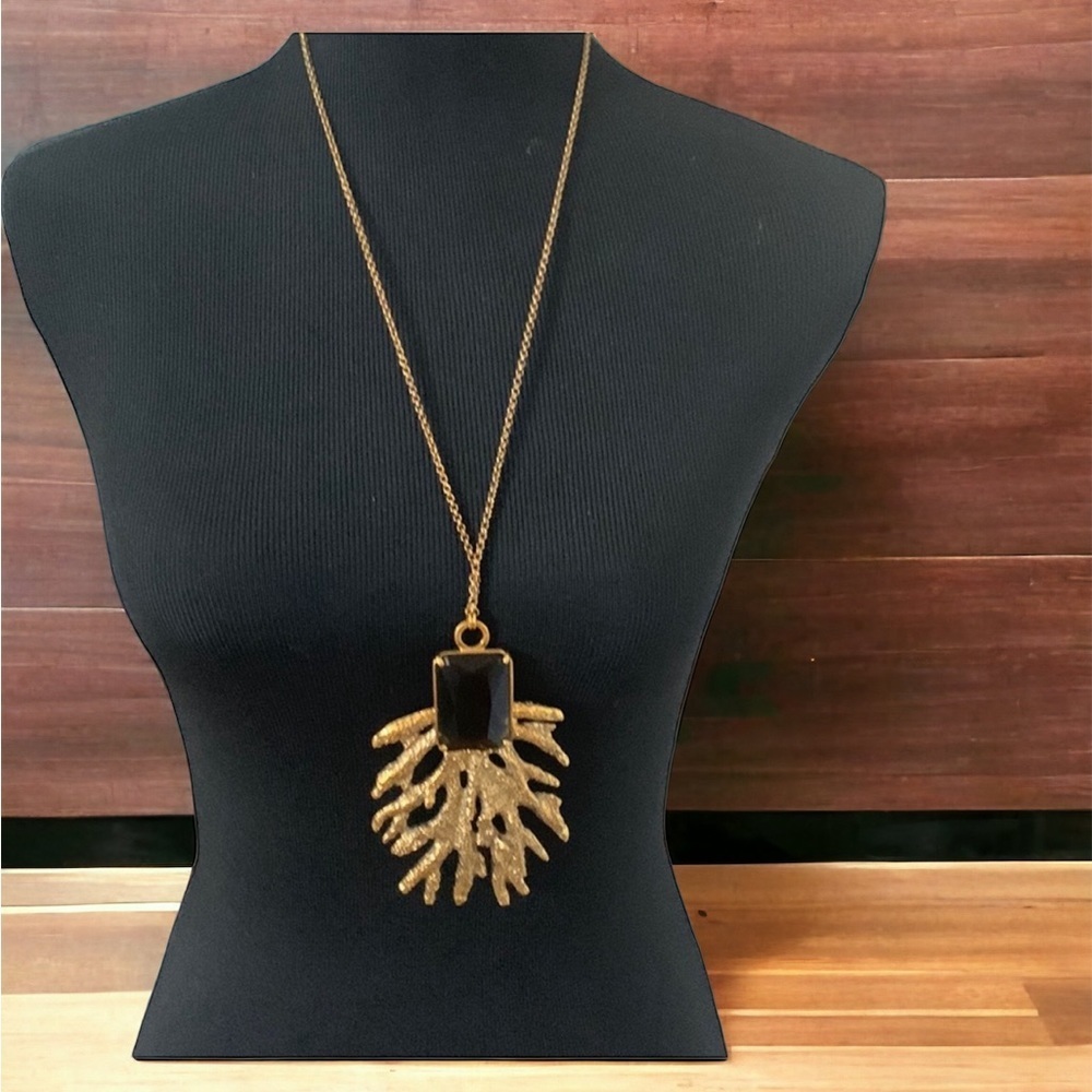 Nwot Trina Turk Antique Gold Necklace